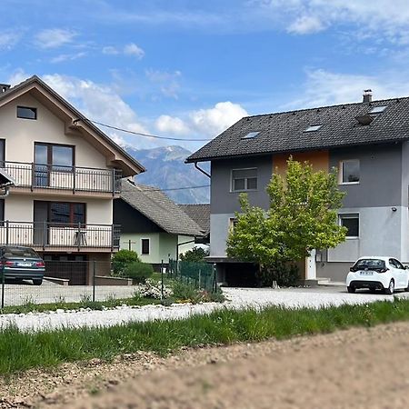 Lesnavesna Designer Apartment With A Garden Visoko  Exterior foto